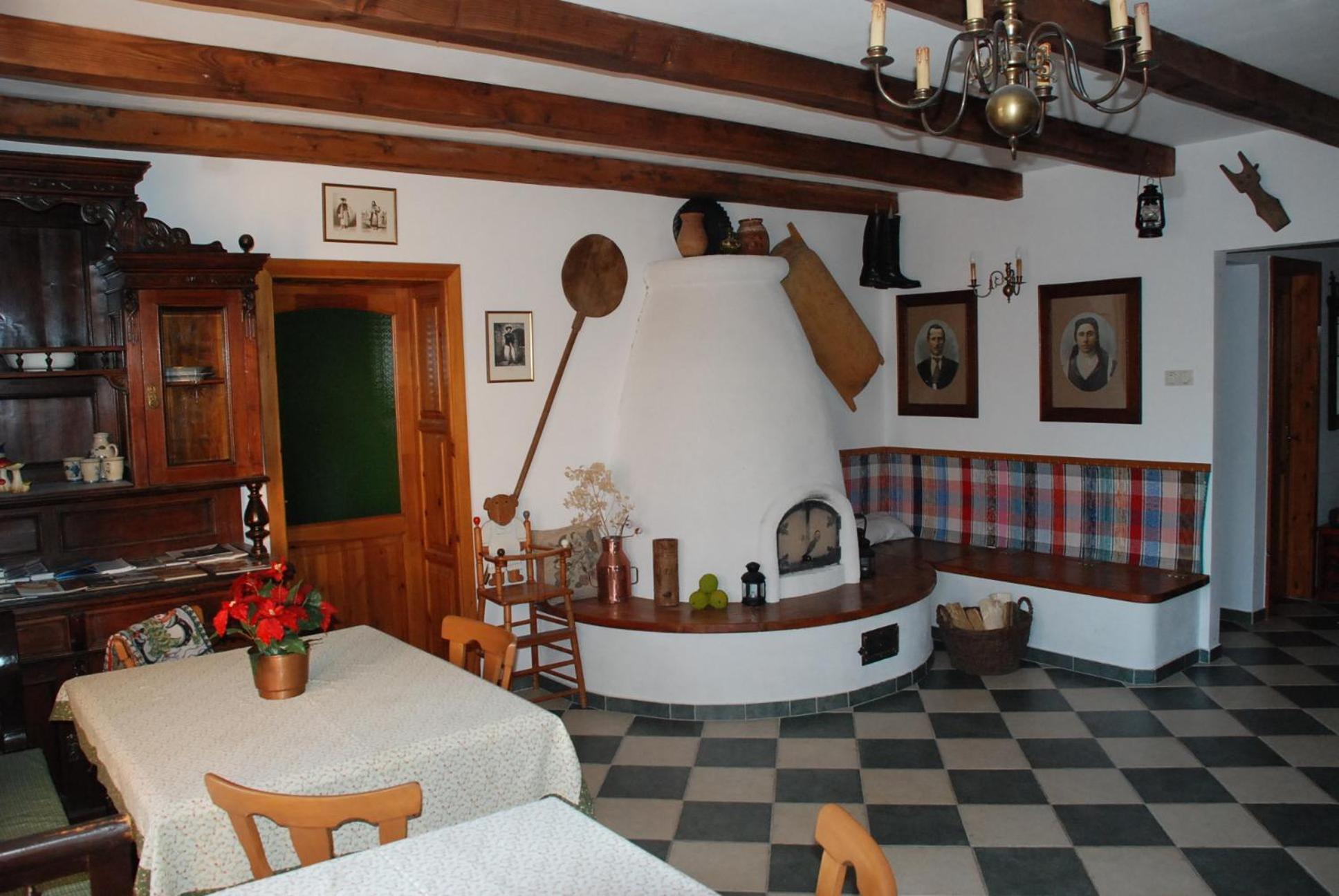 Hungaria Vendeghaz Hotel Eger Exterior photo